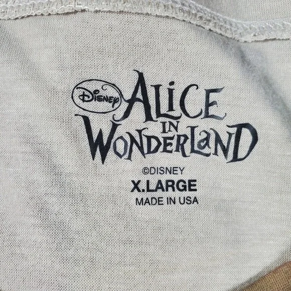 Disney Alice in Wonderland All Over Print T-Shirt XL Made in USA Vintage 2010 - Picture 3 of 14